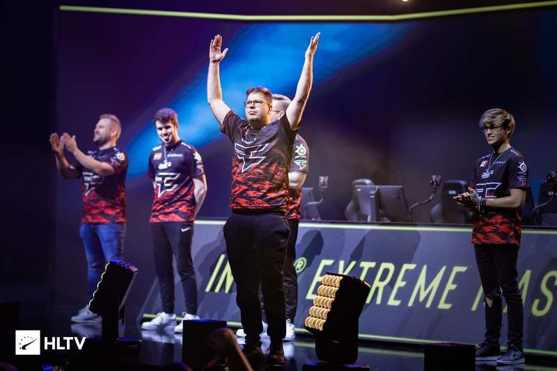 在决赛聚首 在决赛聚首